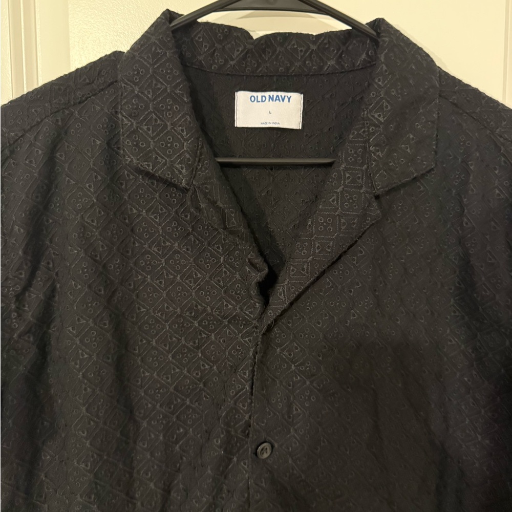 Old Navy Textured Black Men's Casual Shirt